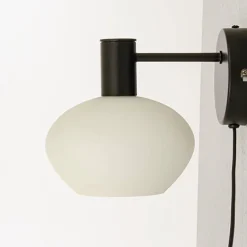 Aneta Lighting Bell seinävalaisin musta/valkoinen
