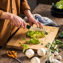 Fiskars Hard Edge Santoku veitsi
