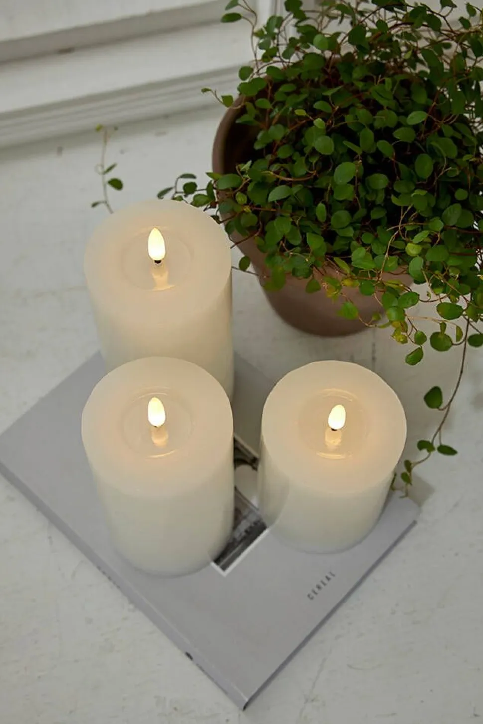 Star Trading LED-kynttilä Flamme Flow 12,5 cm valkoinen