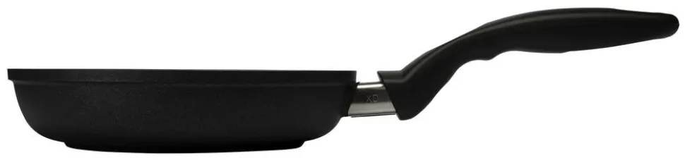 SwissDiamond Paistinpannu XD 24 cm induktio