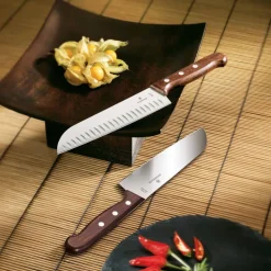 Victorinox Santoku 17 cm puukahvalla